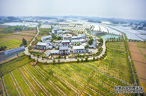 武胜县：打造旅游新村