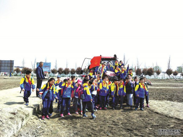 双流区：紧跟市场  写出“农业+”好文章