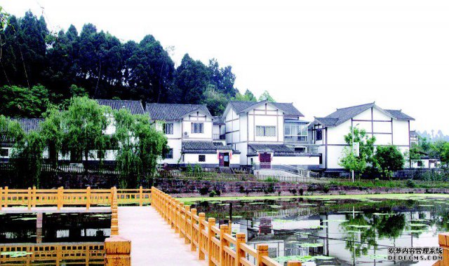 仁寿县：产业引领脱贫 农家幸福嬗变