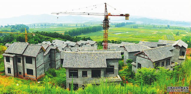 南充市顺庆区：“凤庄古韵”新村彰显新风貌