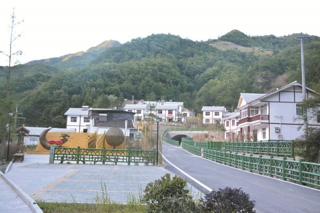 青川县：建强堡垒打胜仗 统筹城乡促发展