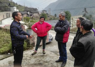 能人领动破坚冰  集体经济助脱贫