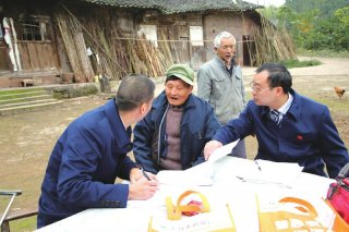 大竹县：助力“三农”大发展 奏响扶贫最强音